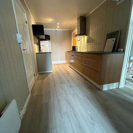 Koselig Og Sentrumsnaer Pa Setermoen Apartmán Bardu