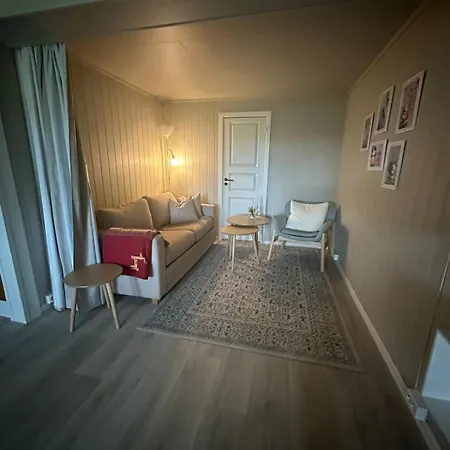 Koselig Og Sentrumsnaer Pa Setermoen Apartmán Bardu